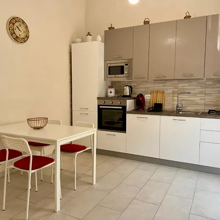 Da Nonna Concetta - 5 Minutes Walk From The Donnalucata