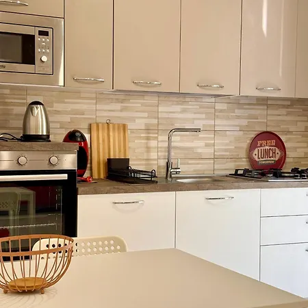 Dom wakacyjny Da Nonna Concetta - 5 Minutes Walk From The Donnalucata (Sicily)